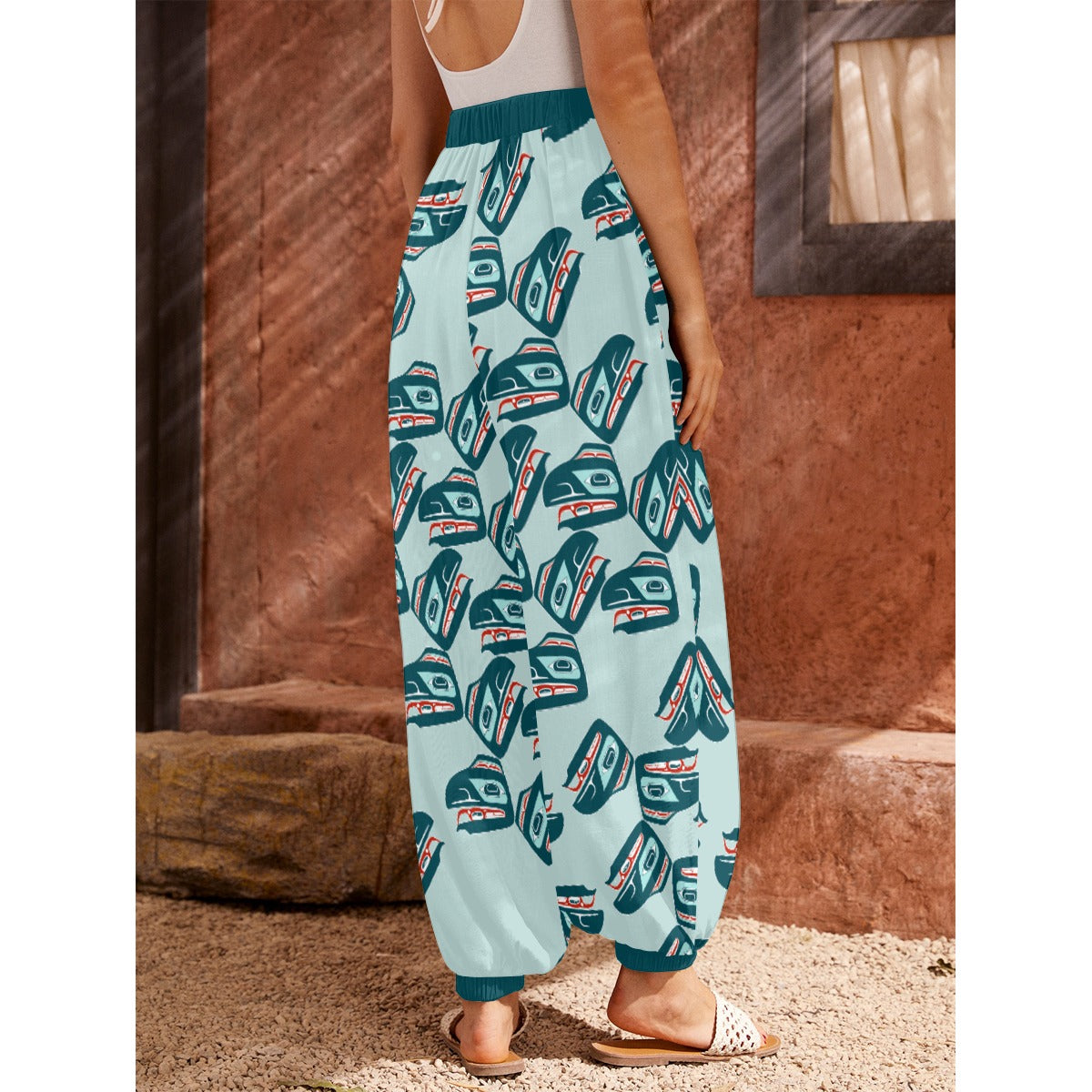Carrot Pants - Haida Raven Head (Teal)